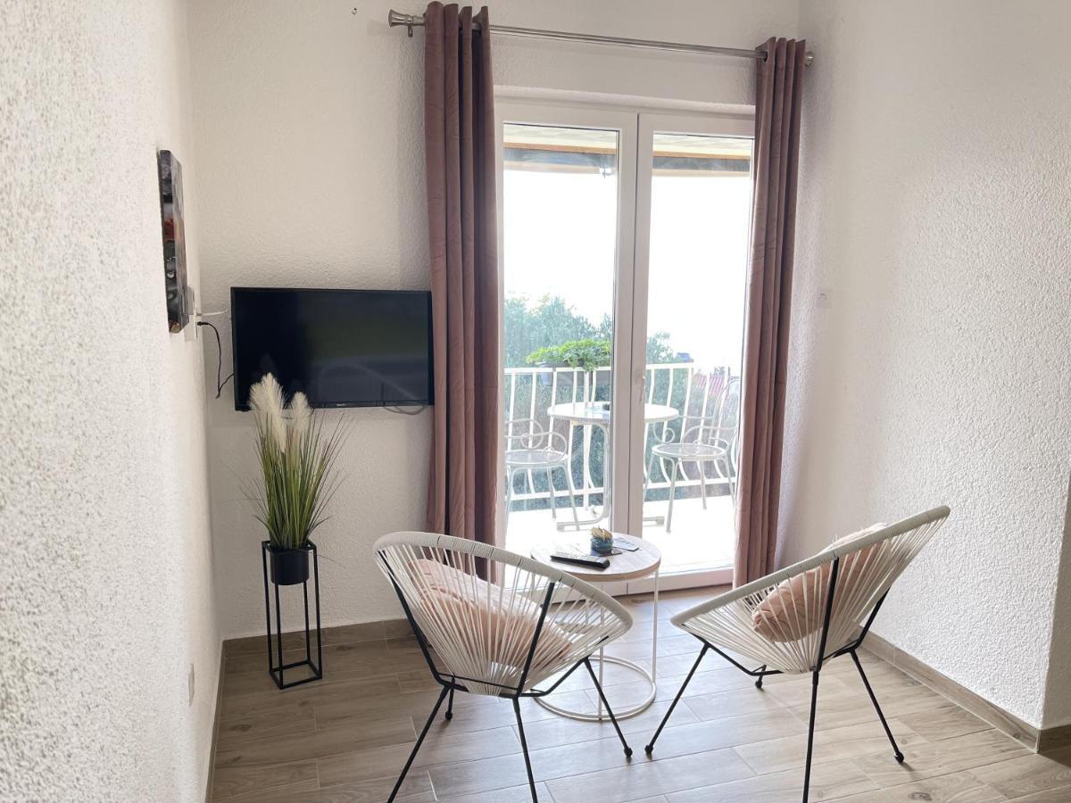 מליני Apartments Belenum מראה חיצוני תמונה